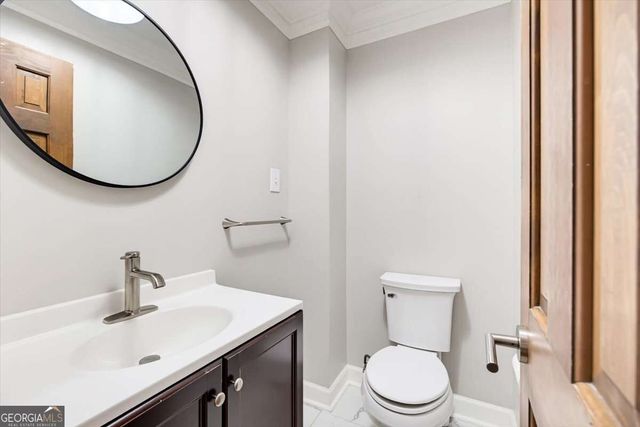 435 NW Stonehenge Drive, Marietta, GA 30064