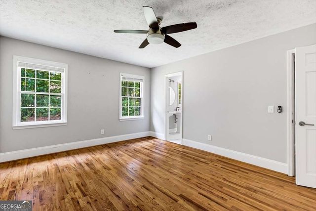 435 NW Stonehenge Drive, Marietta, GA 30064