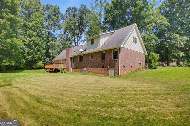 435 NW Stonehenge Drive, Marietta, GA 30064