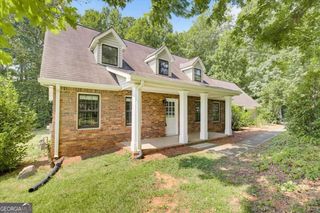 435 NW Stonehenge Drive, Marietta, GA 30064