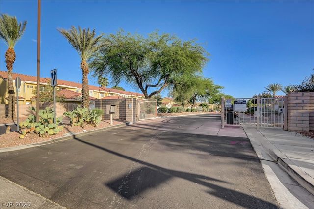 3538 Casa Real Way, Las Vegas, NV 89147