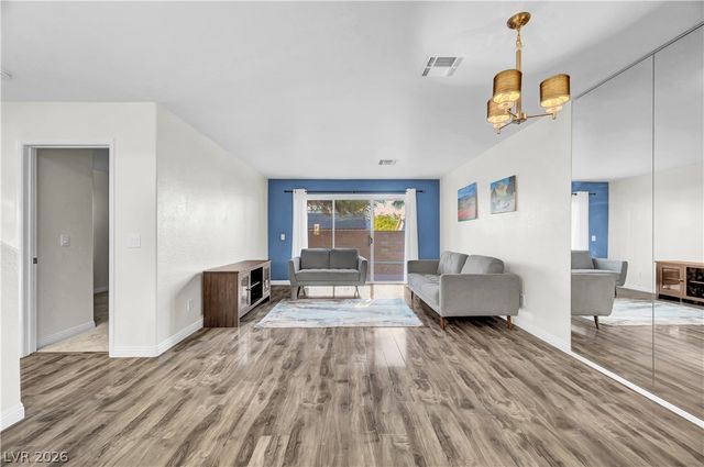 3538 Casa Real Way, Las Vegas, NV 89147