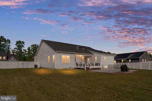 8709 GREENWAY DR, Spotsylvania, VA 22551