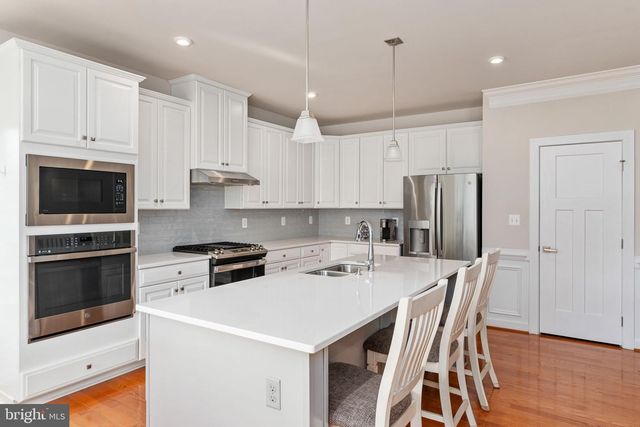 8709 GREENWAY DR, Spotsylvania, VA 22551