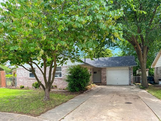 1736 Brandon Circle, Norman, OK 73071