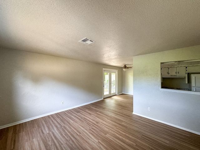 1736 Brandon Circle, Norman, OK 73071