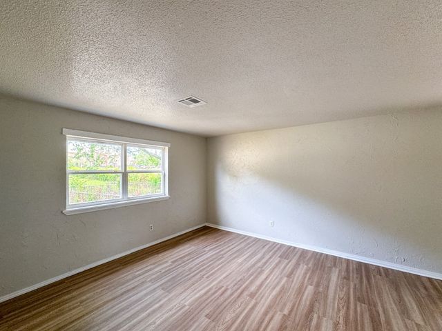 1736 Brandon Circle, Norman, OK 73071