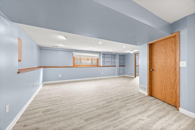 4235 Royce Street NE, Columbia Heights, MN 55421