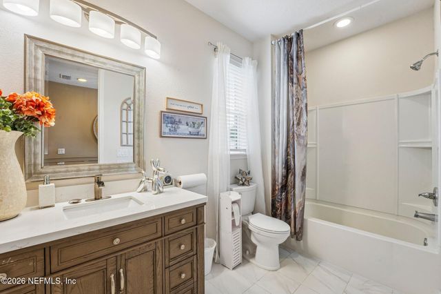 12675 GREEN MEADOW Drive, Jacksonville, FL 32218