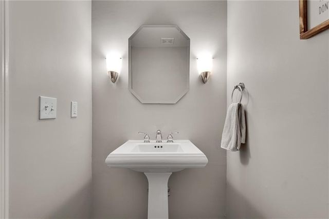 6520 Roswell Road 11, Atlanta, GA 30328