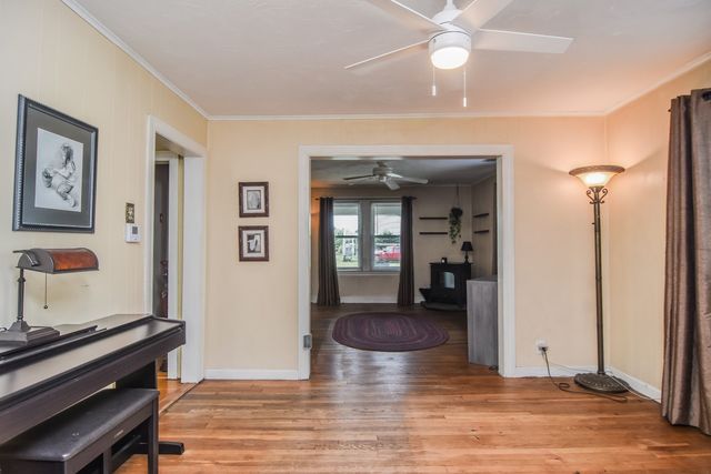 140 Mendon St, Hopedale, MA 01747