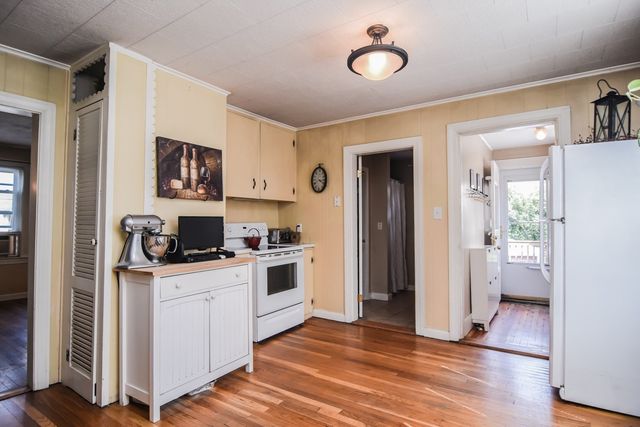140 Mendon St, Hopedale, MA 01747