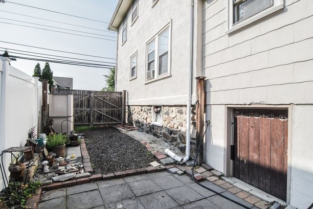 140 Mendon St, Hopedale, MA 01747