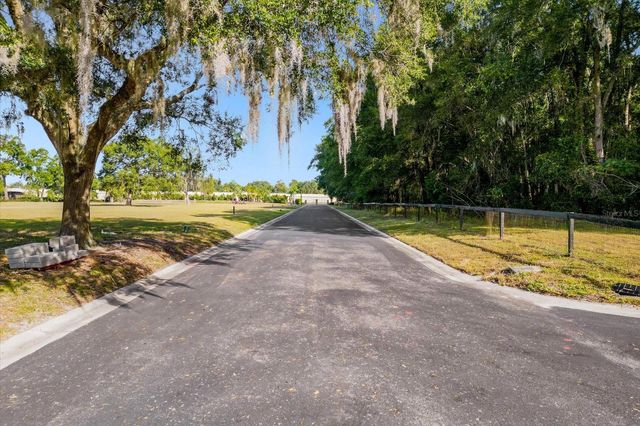 318 GRAVINA POINT, Sanford, FL 32771