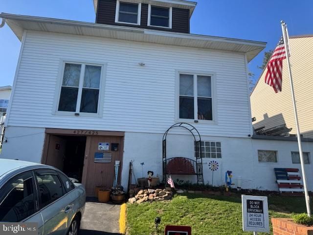 425-427 PINE ST W, Frackville, PA 17931