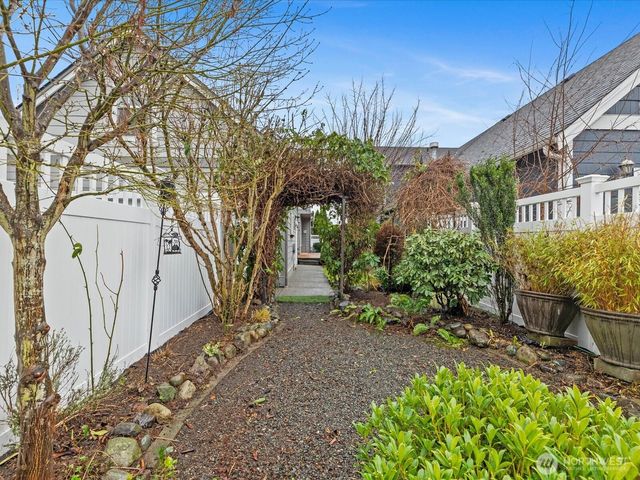 1171 Elm Street, Lynden, WA 98264