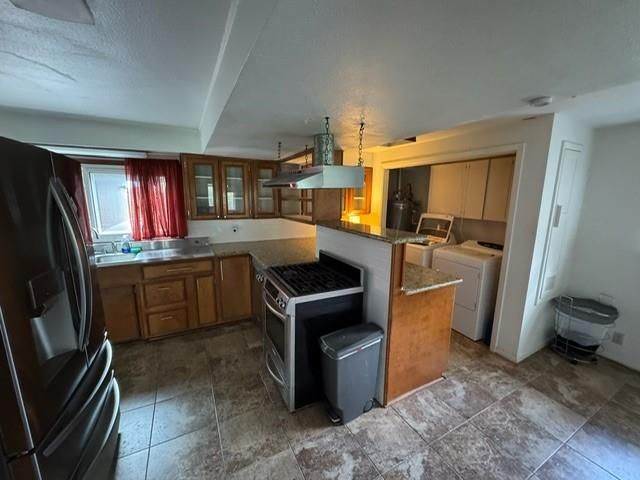 530 Circle Way Drive, Lake Jackson, TX 77566