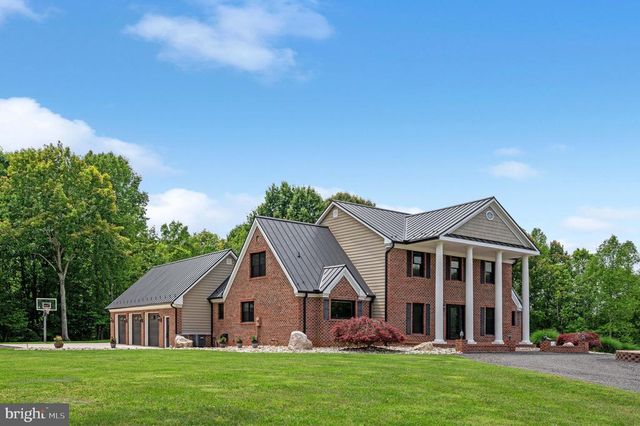 12048 BRISTERSBURG RD, Midland, VA 22728