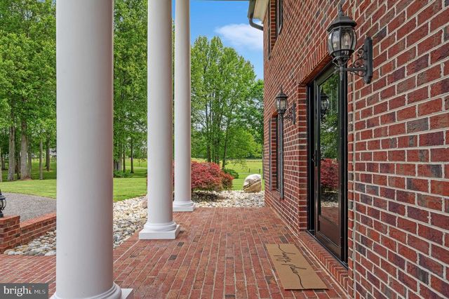 12048 BRISTERSBURG RD, Midland, VA 22728