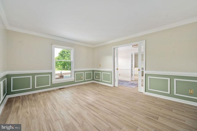 12048 BRISTERSBURG RD, Midland, VA 22728