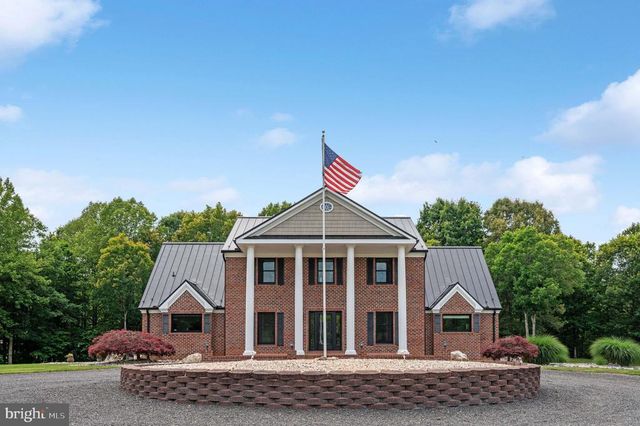 12048 BRISTERSBURG RD, Midland, VA 22728