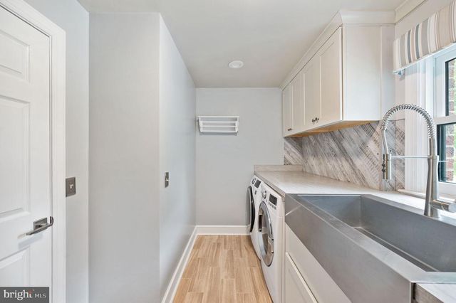 12048 BRISTERSBURG RD, Midland, VA 22728