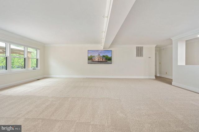 12048 BRISTERSBURG RD, Midland, VA 22728