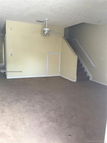 2201 SE 24th Pl 2201, Homestead, FL 33035