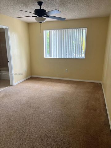 2201 SE 24th Pl 2201, Homestead, FL 33035