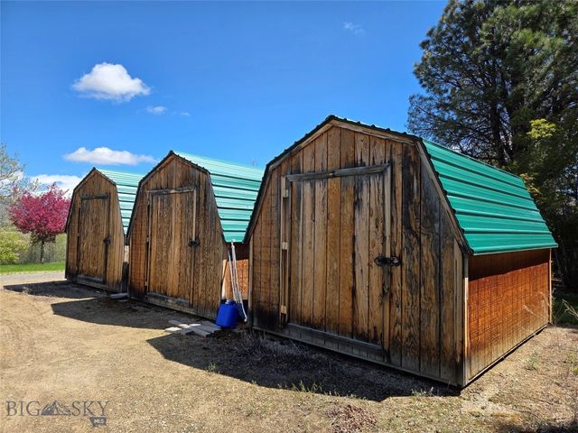 2 Kearney Lane, Sheridan, MT 59749