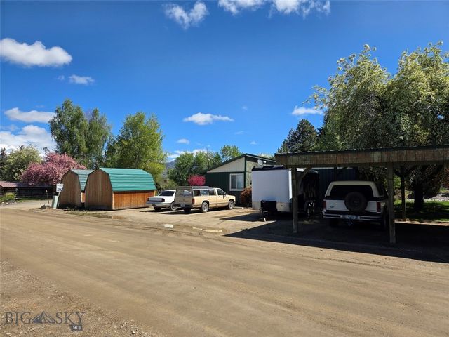 2 Kearney Lane, Sheridan, MT 59749