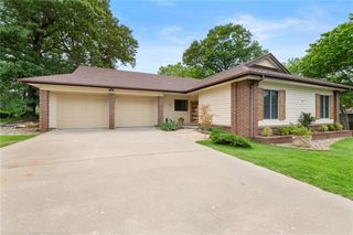 13 Dunedin Drive, Bella Vista, AR 72715
