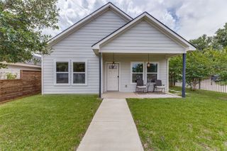 2000 Langston Street, Fort Worth, TX 76105