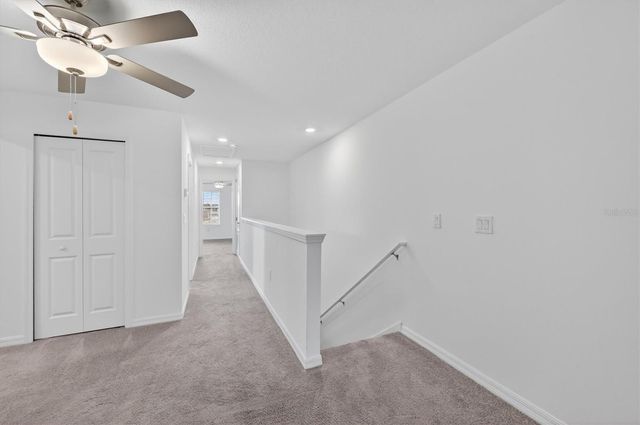 6956 RIPPLE POND LOOP, Zephyrhills, FL 33541