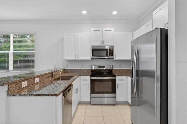 6956 RIPPLE POND LOOP, Zephyrhills, FL 33541