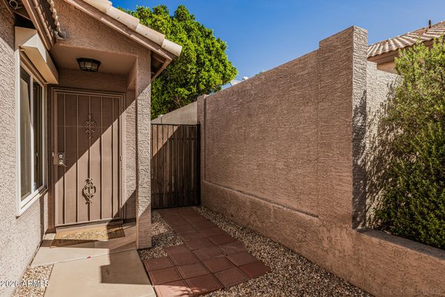 10728 W IRMA Lane, Peoria, AZ 85373