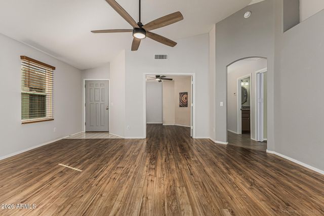 10728 W IRMA Lane, Peoria, AZ 85373