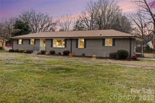 9211 Mt Holly-Huntersville Road, Huntersville, NC 28078