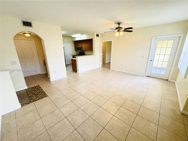 705 Belmont Ln 705, North Lauderdale, FL 33068