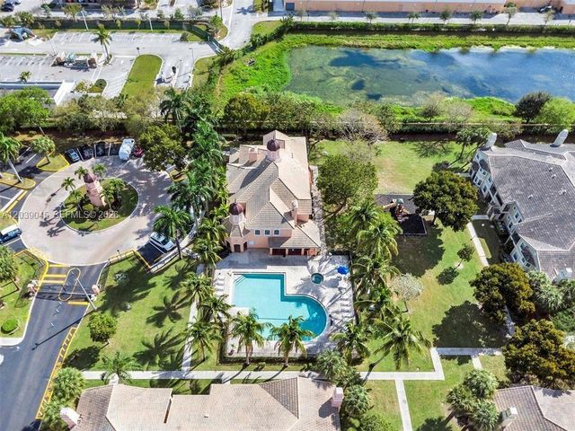 705 Belmont Ln 705, North Lauderdale, FL 33068