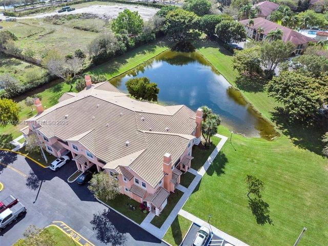 705 Belmont Ln 705, North Lauderdale, FL 33068