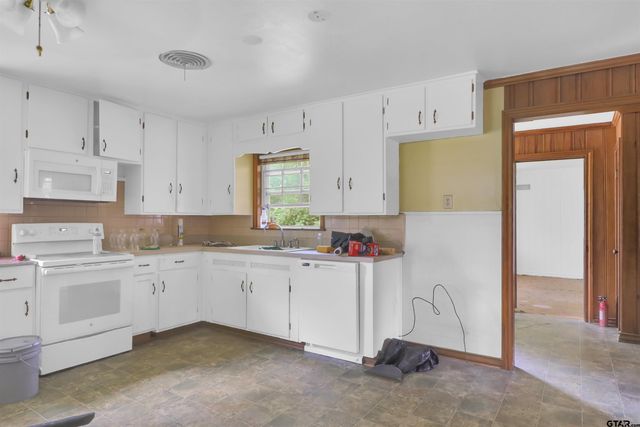 17645 E US Hwy 84, Rusk, TX 75785