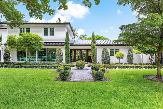 2421 NE 12th Street, Fort Lauderdale, FL 33304