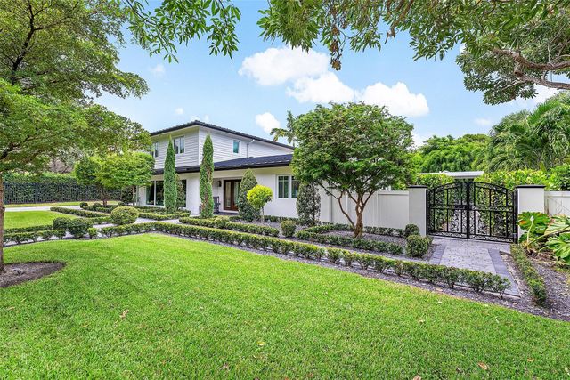 2421 NE 12th Street, Fort Lauderdale, FL 33304