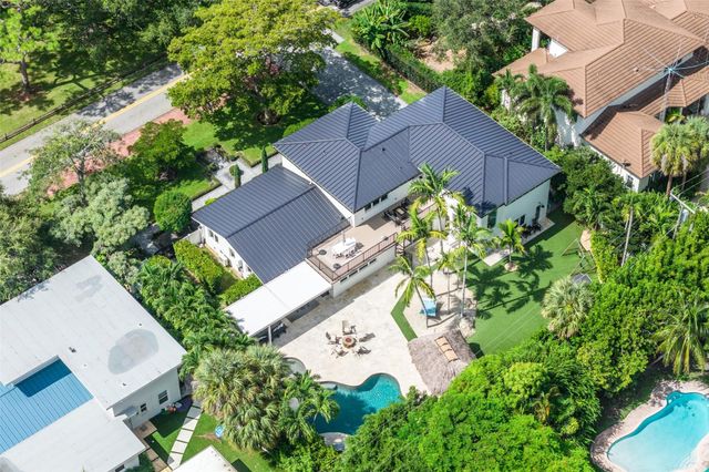 2421 NE 12th Street, Fort Lauderdale, FL 33304