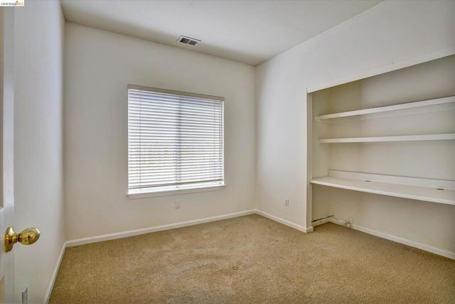 550 Apple Hill Dr, Brentwood, CA 94513