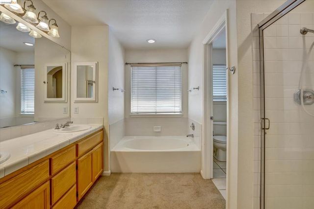 550 Apple Hill Dr, Brentwood, CA 94513