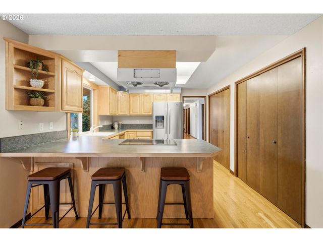 20350 Sw MADELINE Pl, Beaverton, OR 97078