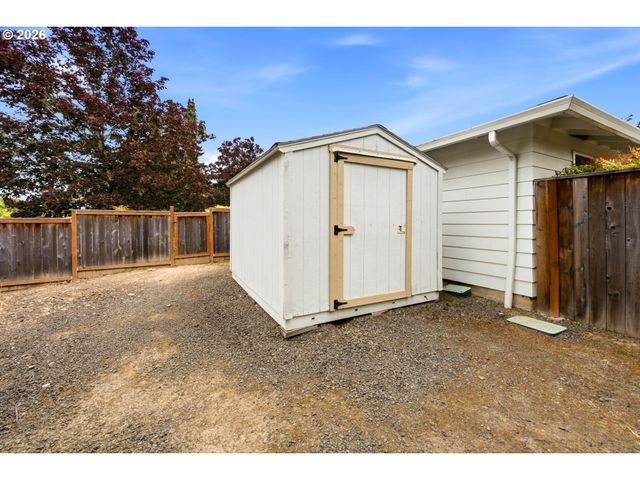 20350 Sw MADELINE Pl, Beaverton, OR 97078