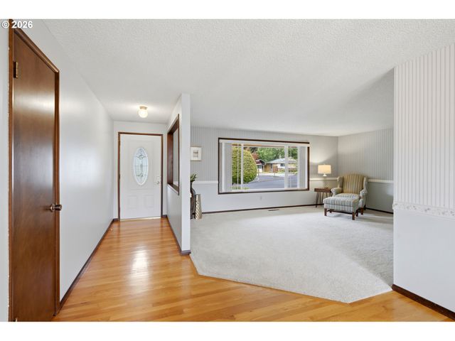 20350 Sw MADELINE Pl, Beaverton, OR 97078
